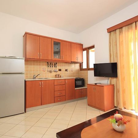 Kejsi Apartaments Саранда Экстерьер фото