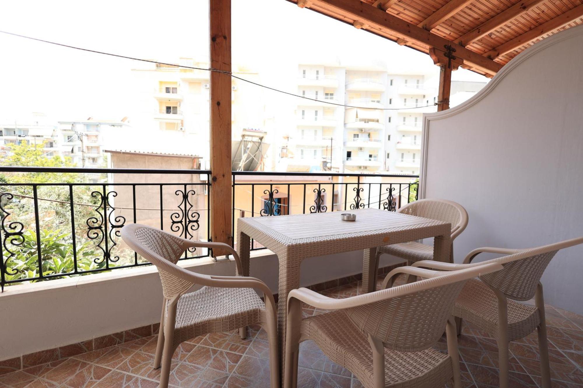 Kejsi Apartaments Саранда Экстерьер фото