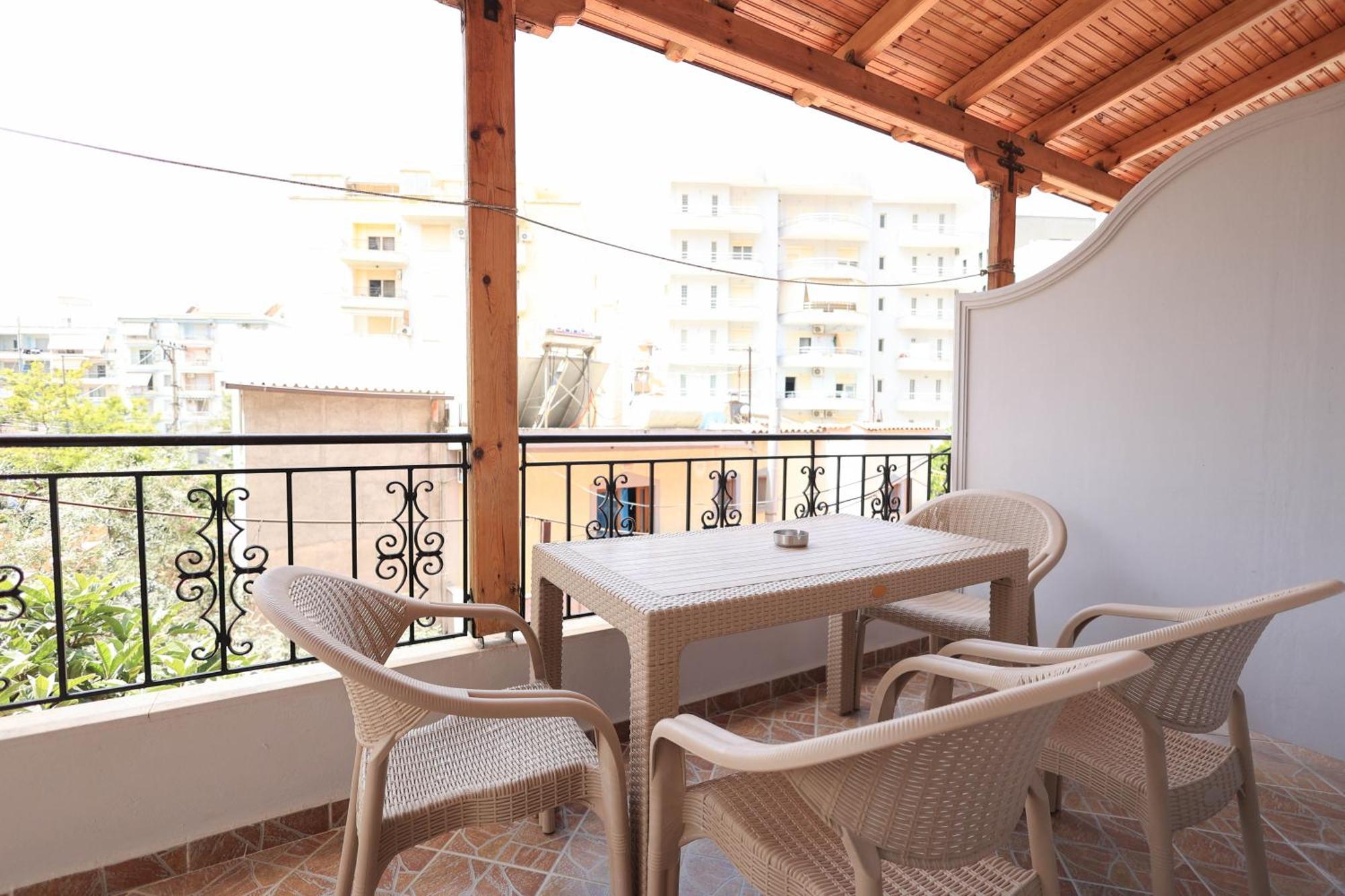 Kejsi Apartaments Саранда Экстерьер фото